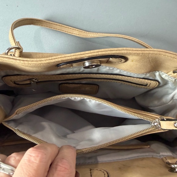 Nicole Miller Tan Shoulder Bag with Chain Straps - Picture 7 of 11